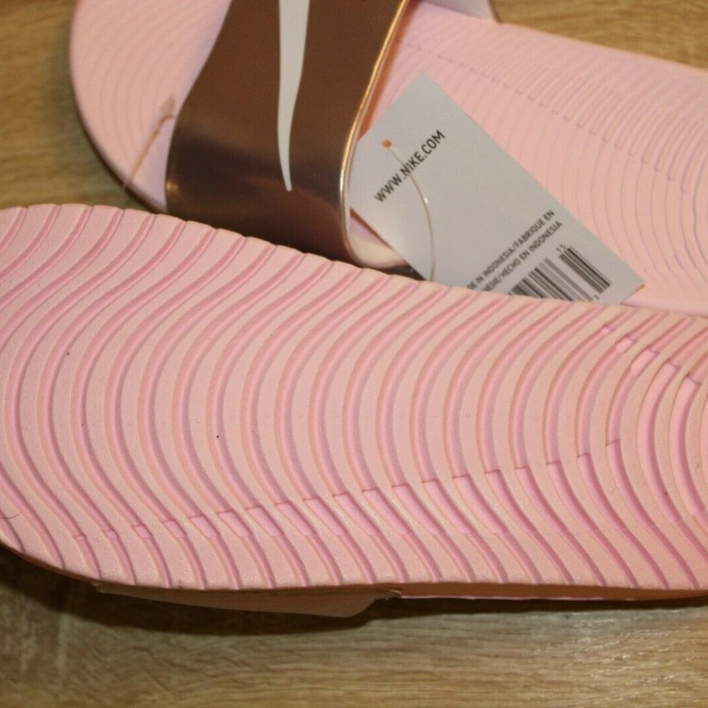 Girl's Nike Kawa Slide Sandals in Arctic Pink - Picture 6 of 6